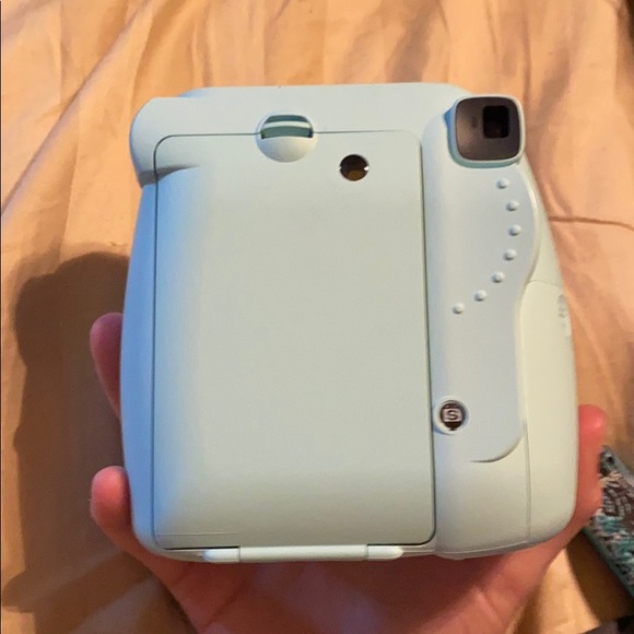 Polaroid Camera! - Picture 2 of 3